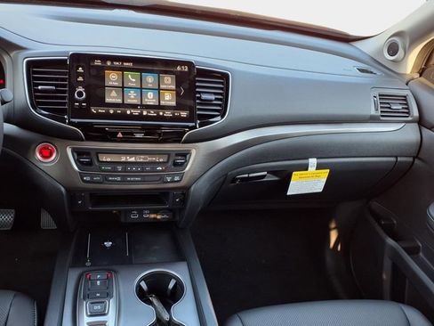 New 2025 Honda Ridgeline RTL image 17