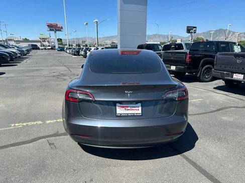 Used 2018 Tesla Model 3 Long Range RWD image 10