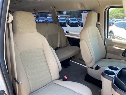 Used 2013 Ford E-350 and Econoline 350 XLT RWD image 10