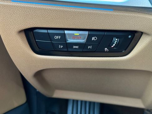 Used 2023 BMW i4 eDrive40 w/ Premium Package RWD image 36