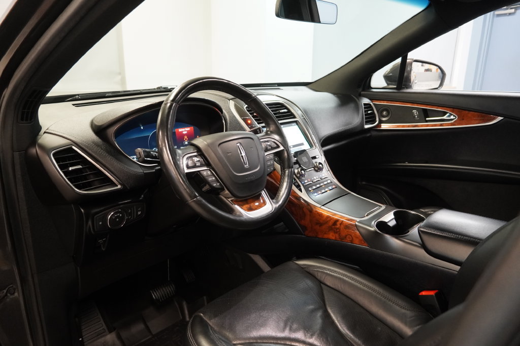 Used 2019 Lincoln Nautilus Reserve AWD/4WD image 7