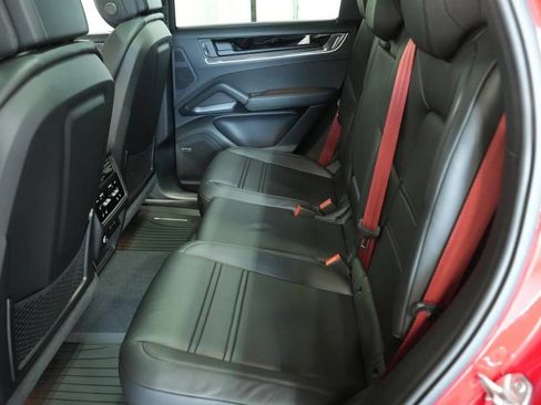New 2026 Porsche Cayenne Coupe AWD/4WD image 27