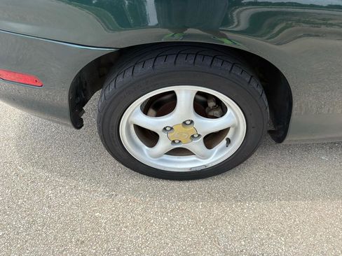 Used 1999 MAZDA MX-5 Miata RWD image 37