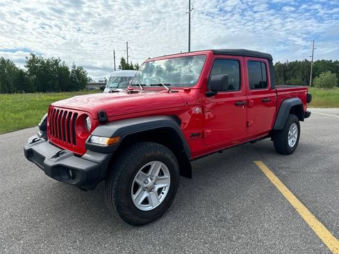 Used 2020 Jeep Gladiator Sport w/ Quick Order Package 24S AWD/4WD image 2
