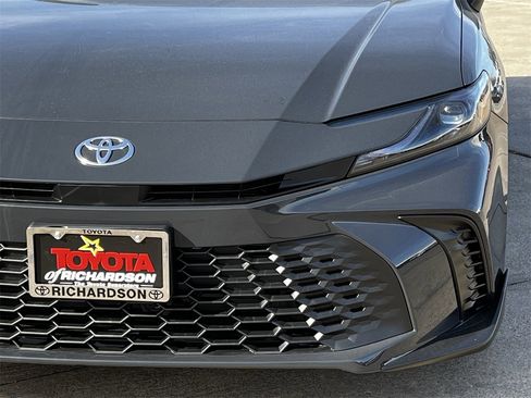 New 2026 Toyota Camry SE image 8