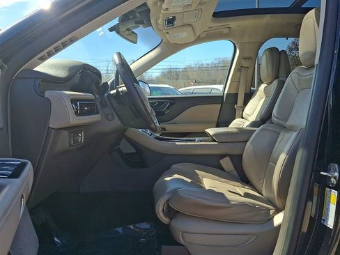 Used 2020 Lincoln Aviator Reserve w/ Equipment Group 202A image 14