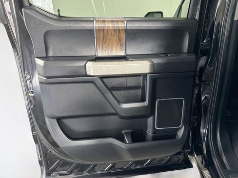 Used 2019 Ford F150 Lariat w/ Equipment Group 502A Luxury AWD/4WD image 26