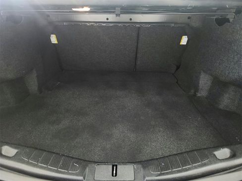 Used 2019 Ford Fusion SE image 28