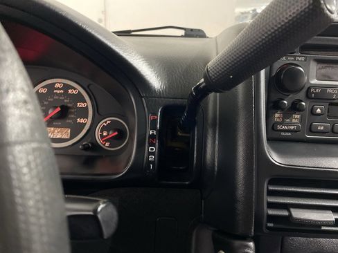 Used 2003 Honda CR-V LX image 16