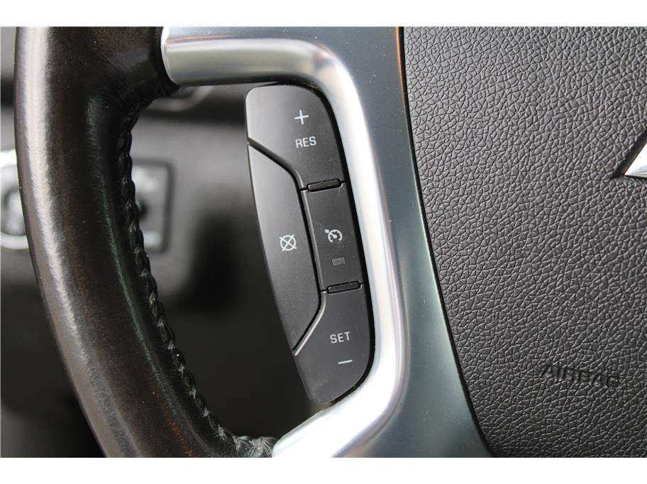 Used 2015 Chevrolet Traverse LT w/ Style and Technology Package FWD image 20
