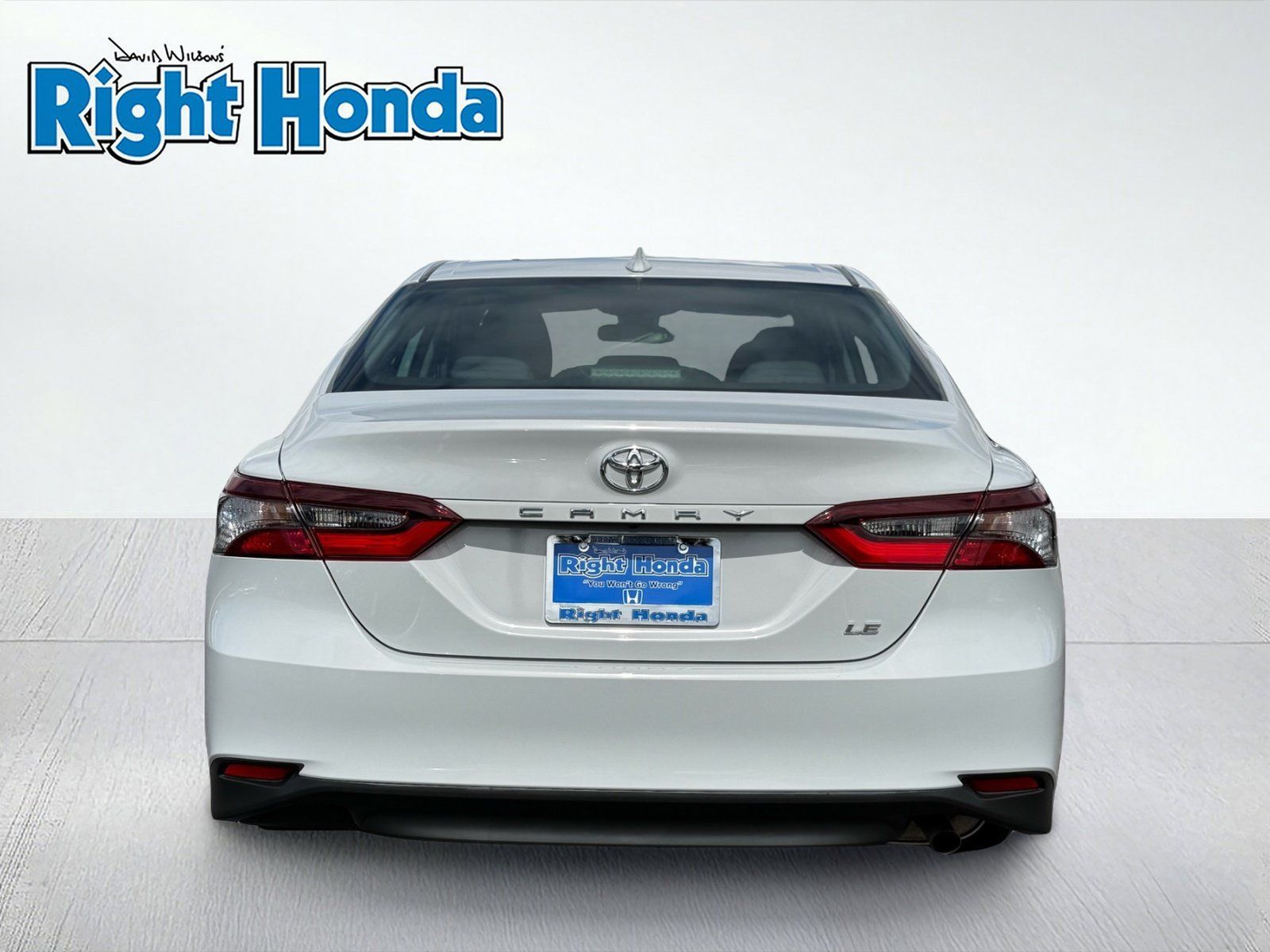 Used 2024 Toyota Camry LE FWD image 7