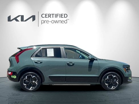 Certified 2023 Kia Niro Wind FWD image 3