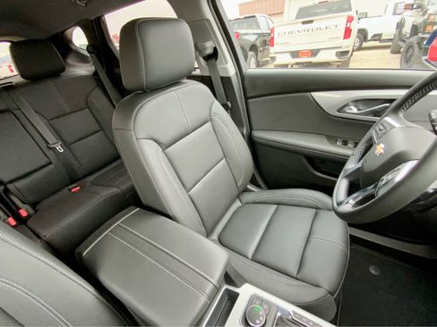 New 2025 Chevrolet Blazer LT w/ Midnight/Sport Edition image 28
