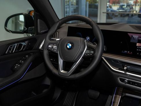 Used 2026 BMW X5 xDrive40i w/ Premium Package image 39