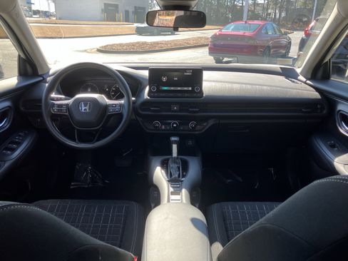 Certified 2024 Honda HR-V LX image 31