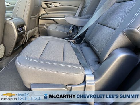 New 2026 Chevrolet Traverse LT w/ Sun and Wheel Package image 38