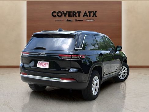 Used 2023 Jeep Grand Cherokee Limited w/ Luxury Tech Group II RWD image 5