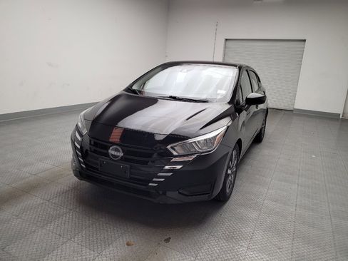 Used 2023 Nissan Versa SV image 15