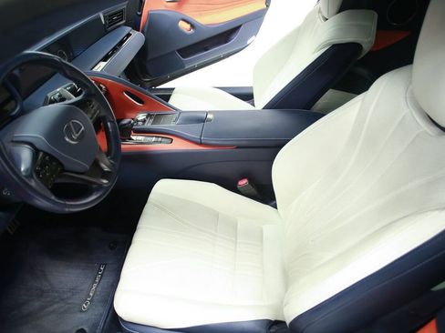 Used 2018 Lexus LC 500 Coupe w/ Touring Package RWD image 16