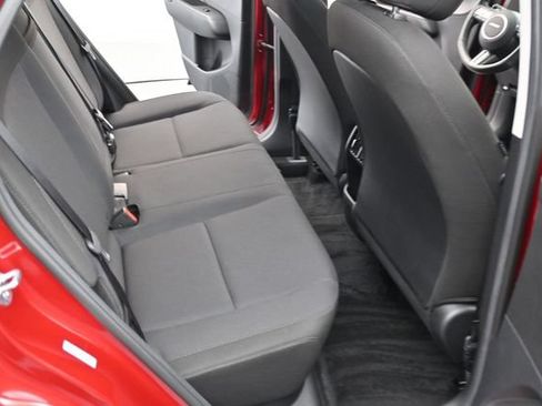 Used 2025 Hyundai Kona SEL AWD/4WD image 33