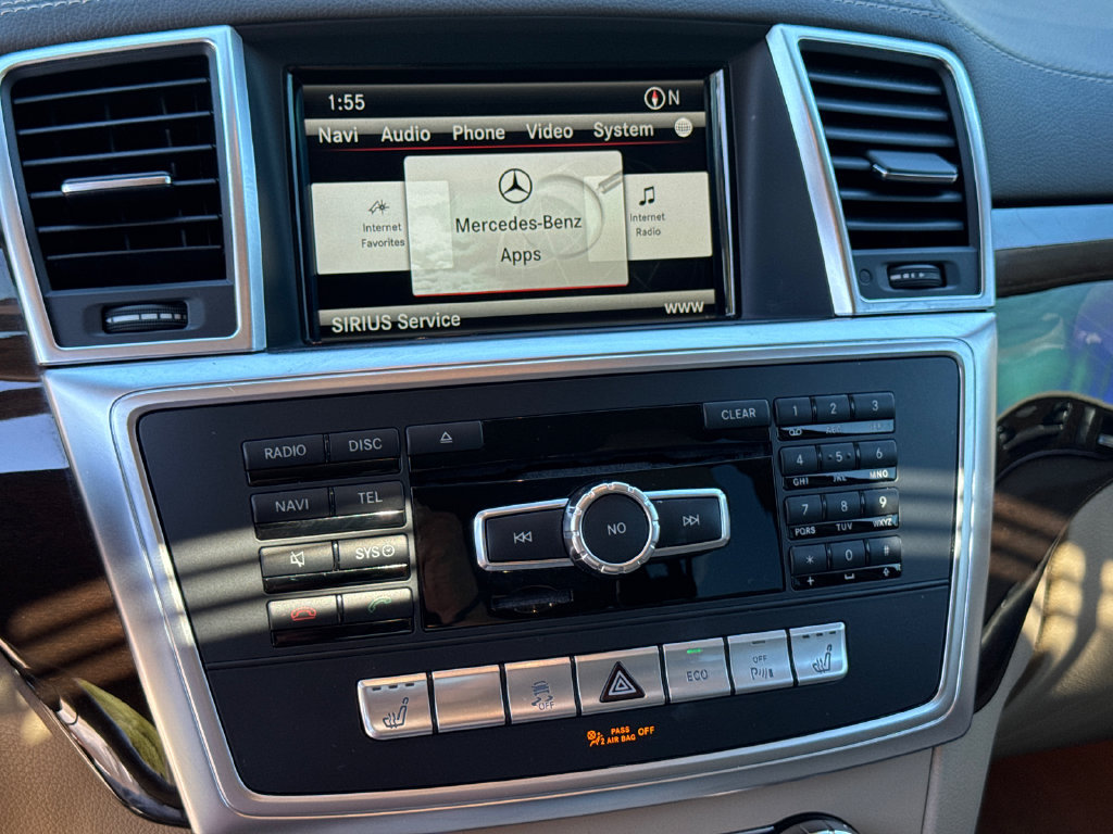 Used 2015 Mercedes-Benz GL 450 4MATIC image 28