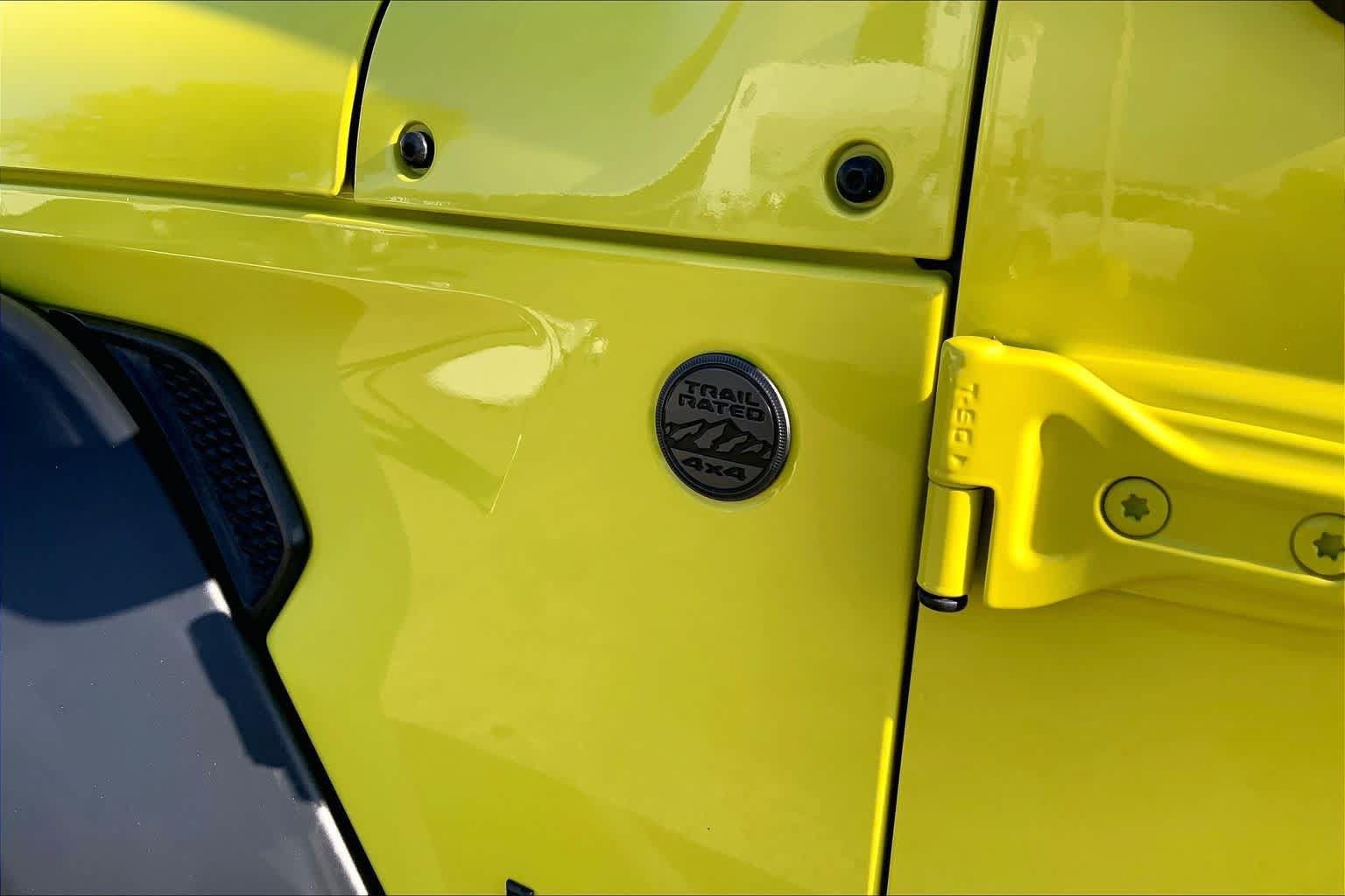 Used 2024 Jeep Wrangler Unlimited Sport AWD/4WD image 10