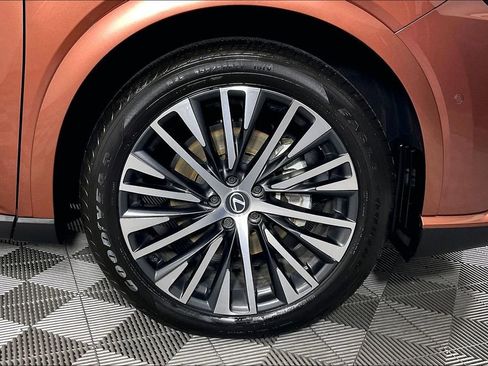 Used 2024 Lexus RX 350 Premium Plus image 11