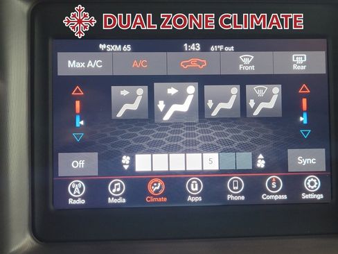 Used 2019 Dodge Charger SXT image 22