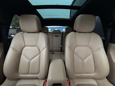 Used 2023 Porsche Macan image 58