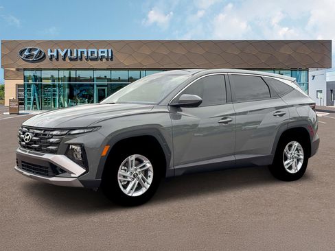 New 2026 Hyundai Tucson SE image 2