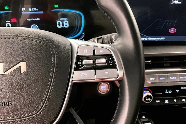 Used 2025 Kia Telluride S AWD/4WD image 28