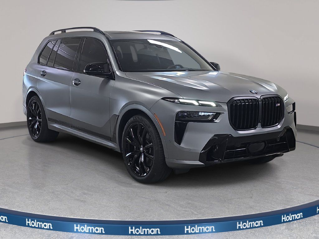 Used 2024 BMW X7 M60i w/ Executive Package AWD/4WD image 4