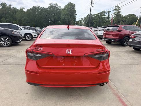 Used 2024 Honda Civic Sport image 6