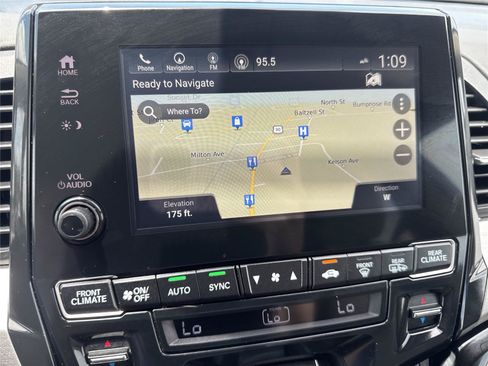 Used 2024 Honda Odyssey Touring image 25