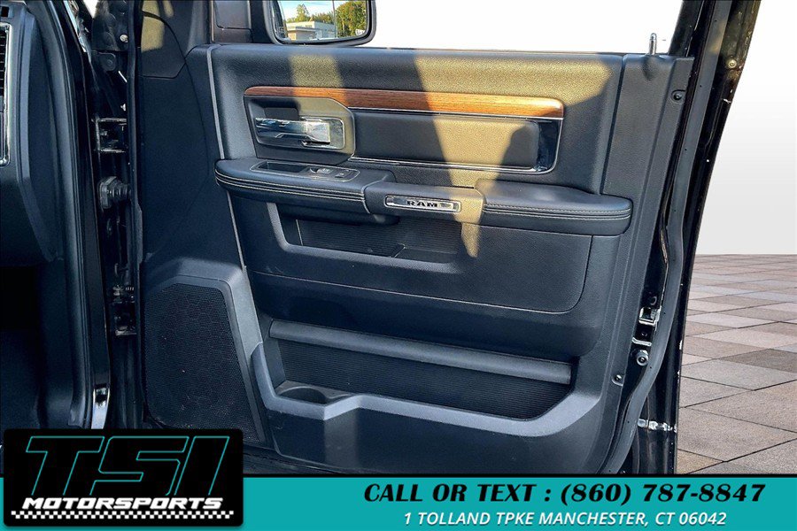 Used 2014 RAM 1500 Laramie AWD/4WD image 23