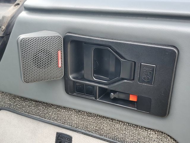 Used 1987 Pontiac Fiero GT RWD image 17