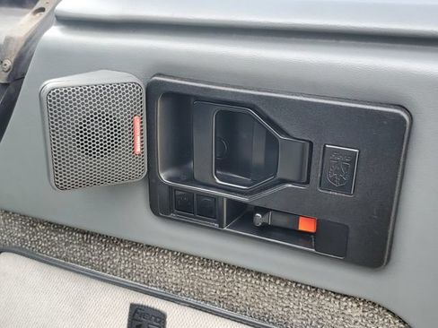 Used 1987 Pontiac Fiero GT RWD image 17