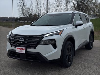 New 2026 Nissan Rogue SV w/ Cold Weather Package