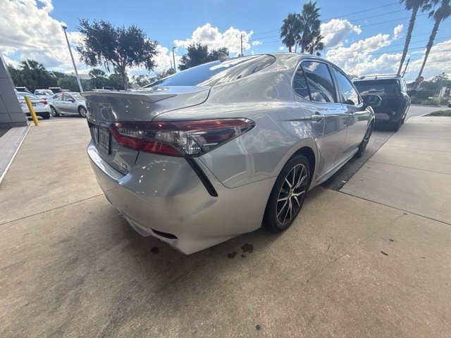 Used 2023 Toyota Camry SE w/ Convenience Package AWD/4WD image 4