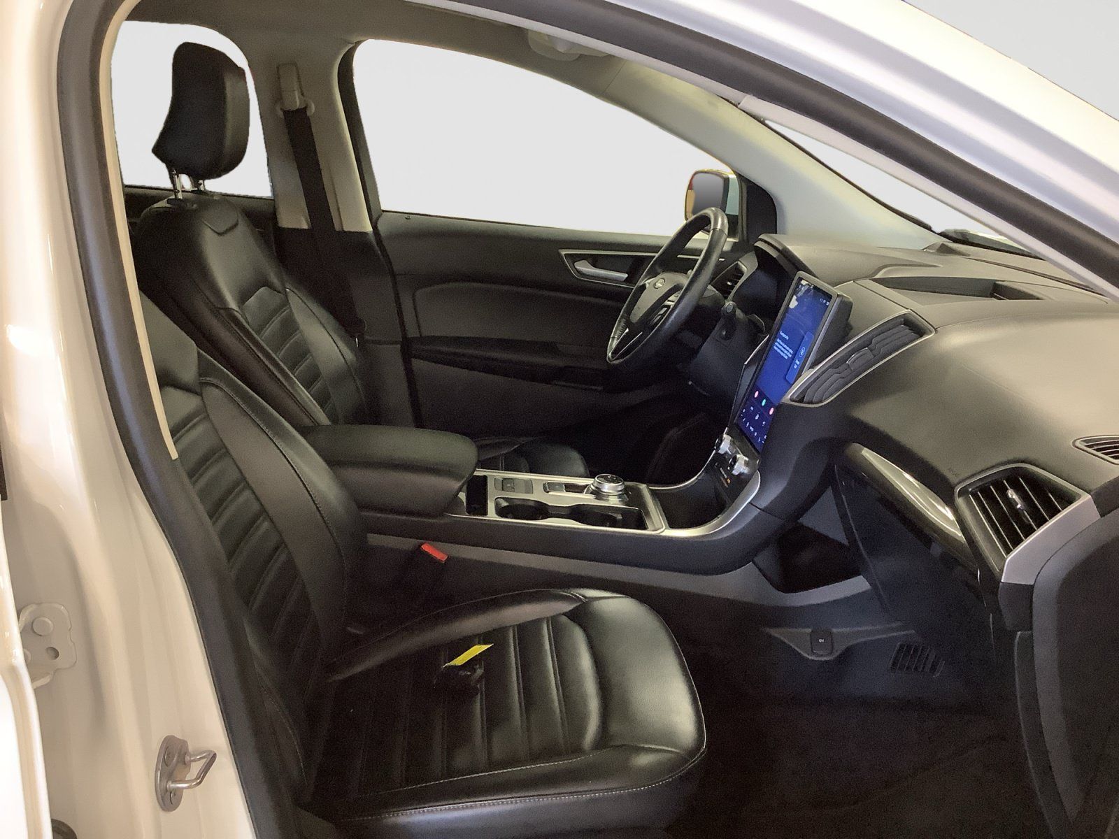 Used 2024 Ford Edge SEL AWD/4WD image 22