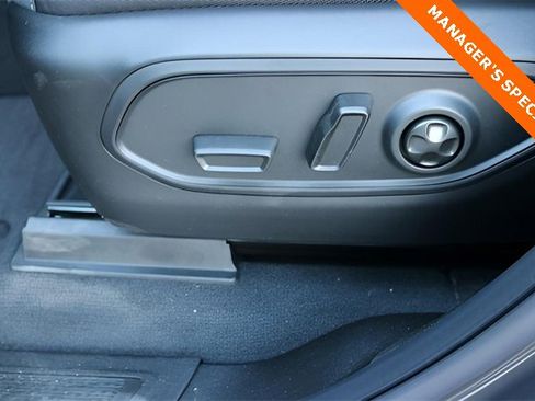 New 2025 Jeep Grand Cherokee L Laredo w/ Luxury Tech Group I image 11