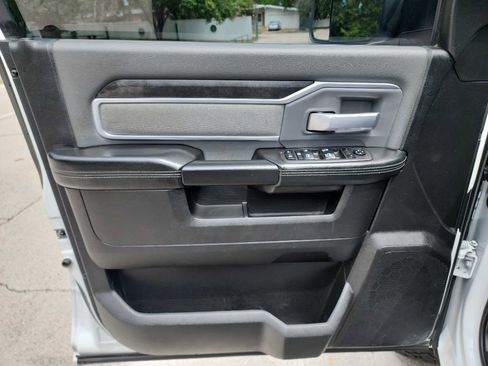 Used 2022 RAM 2500 Big Horn image 17