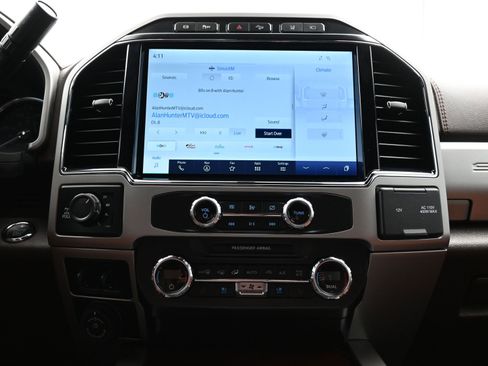 Used 2022 Ford F250 King Ranch w/ FX4 Off-Road Package image 17