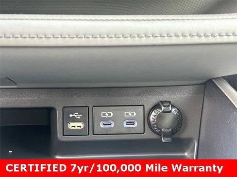 Used 2022 Toyota Highlander XLE image 23