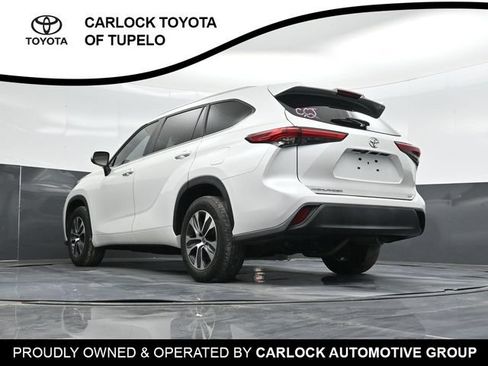 Used 2023 Toyota Highlander XLE FWD image 59