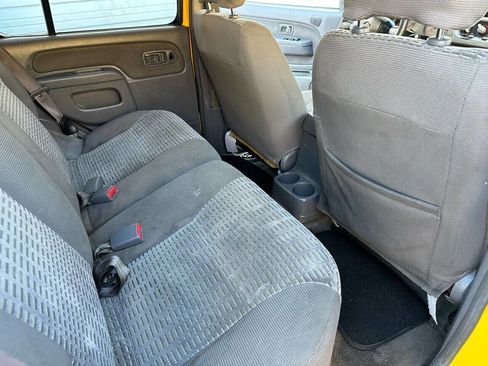 Used 2001 Nissan Xterra SE image 10