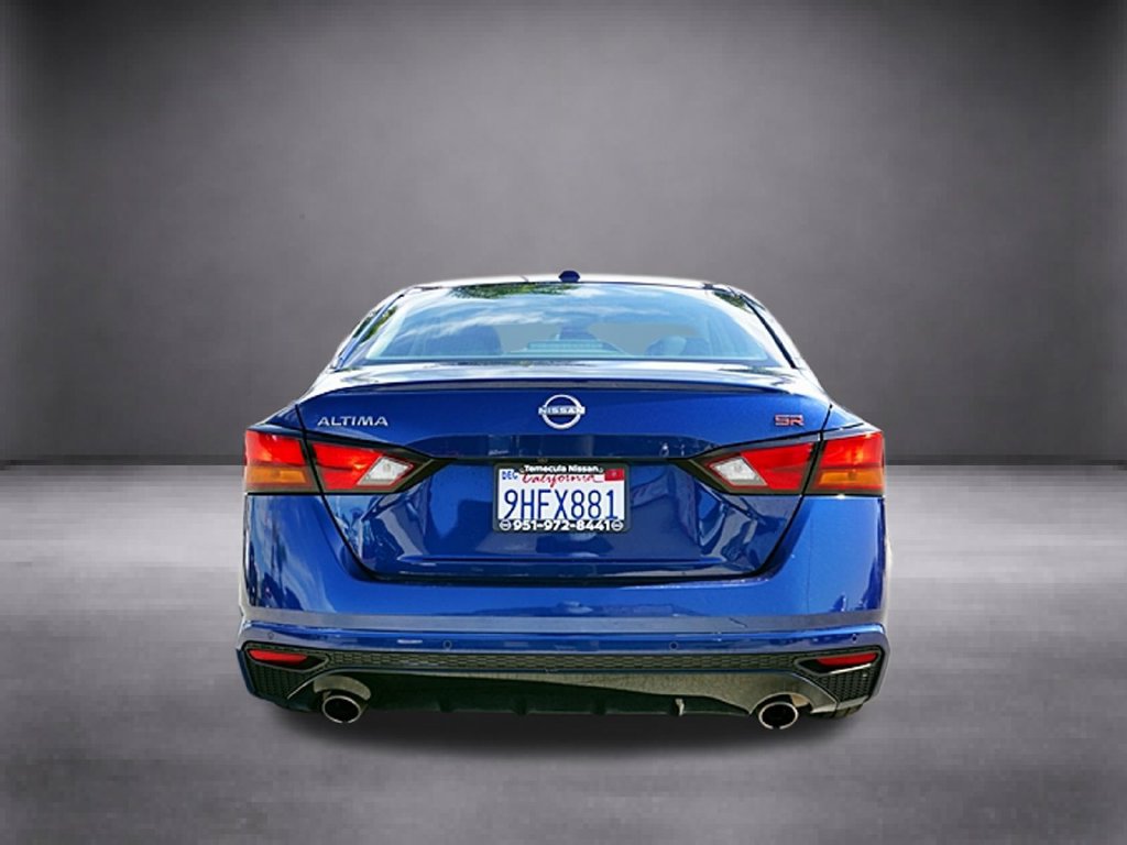 Used 2024 Nissan Altima 2.5 SR FWD image 6