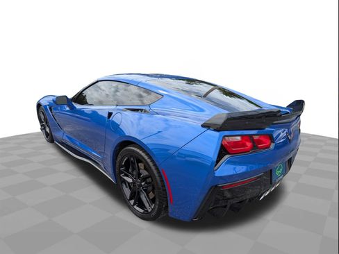 Certified 2019 Chevrolet Corvette Stingray Coupe w/ 2LT Preferred Equipment Group RWD image 6