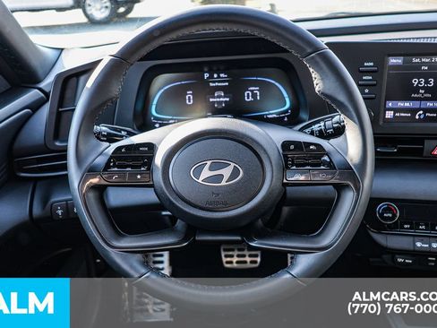 Used 2025 Hyundai Elantra Sport FWD image 30