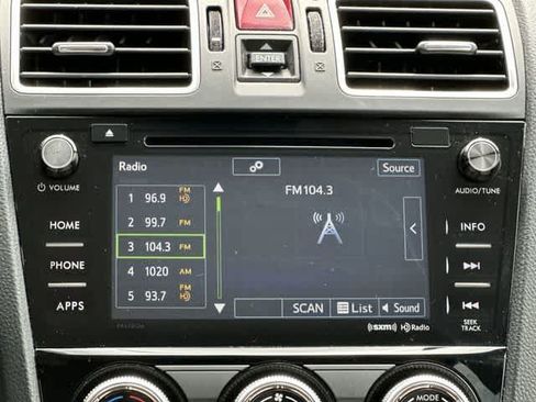 Used 2017 Subaru Forester 2.5i Premium w/ Protection Package #1 AWD/4WD image 11